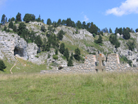 Photo : Vue sur les grottes