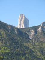 Photo : Vue sur le sommet du Mont Aiguille